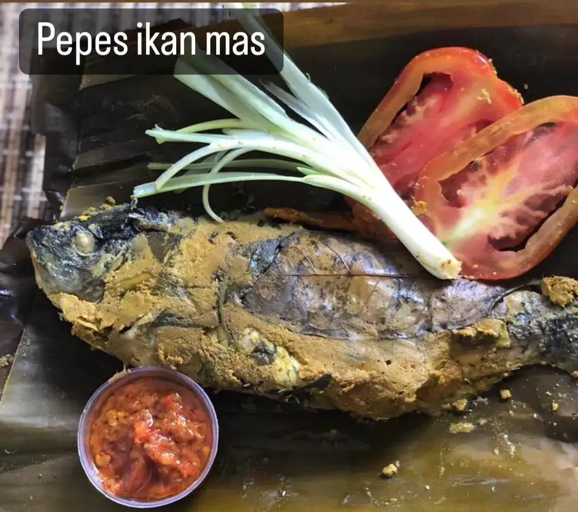 Pepes Ikan Mas Duri Lunak